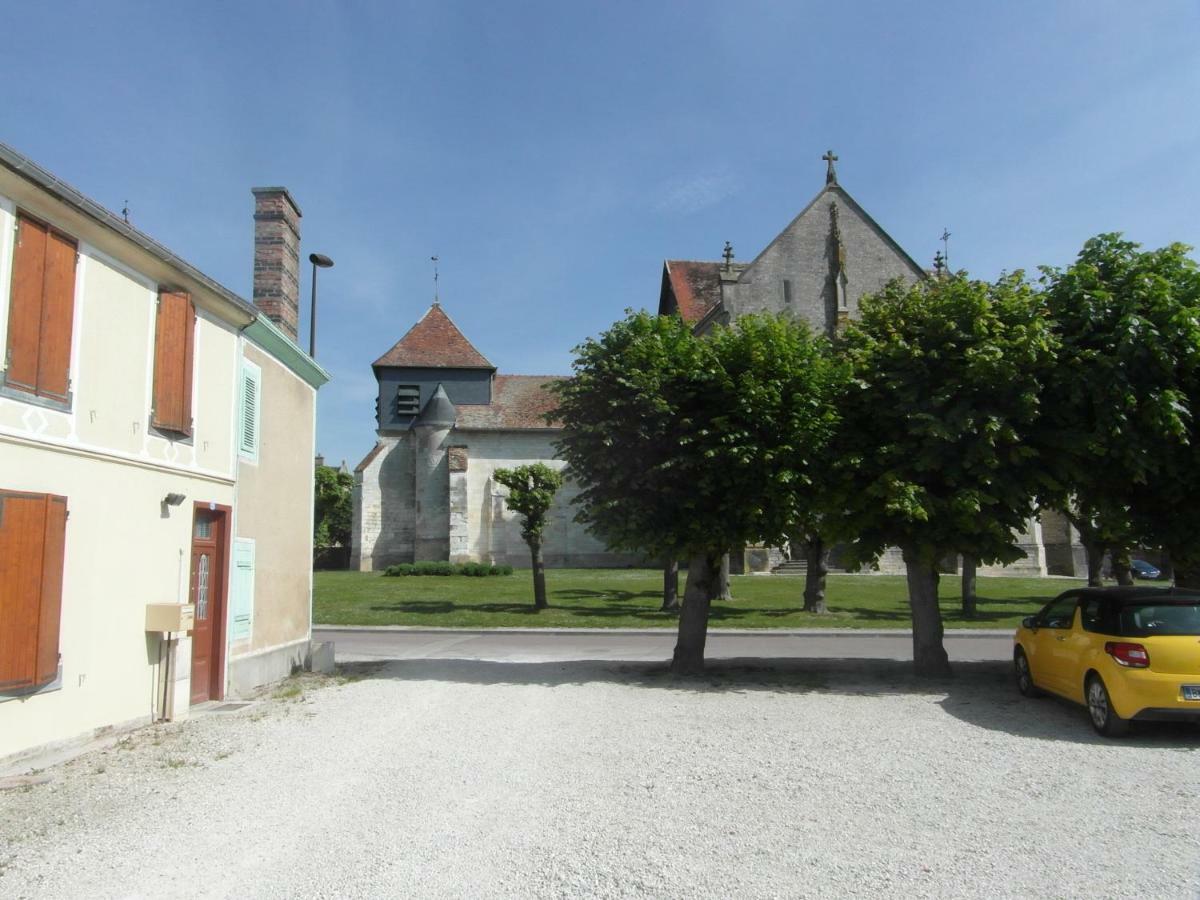 Le Breuil Otel Piney Dış mekan fotoğraf
